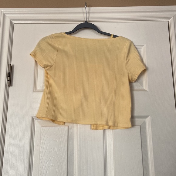 pacsun yellow tied top with layering tank top - Picture 2 of 6